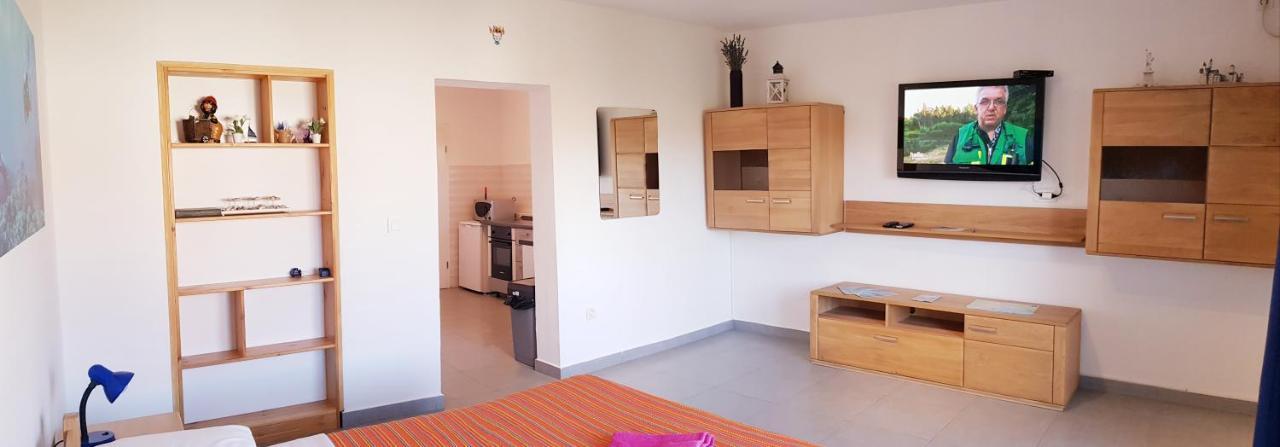 Apartmani Zem, Krk Krk Town Εξωτερικό φωτογραφία