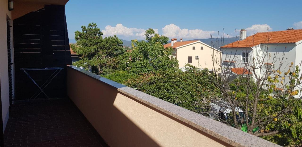 Apartmani Zem, Krk Krk Town Εξωτερικό φωτογραφία