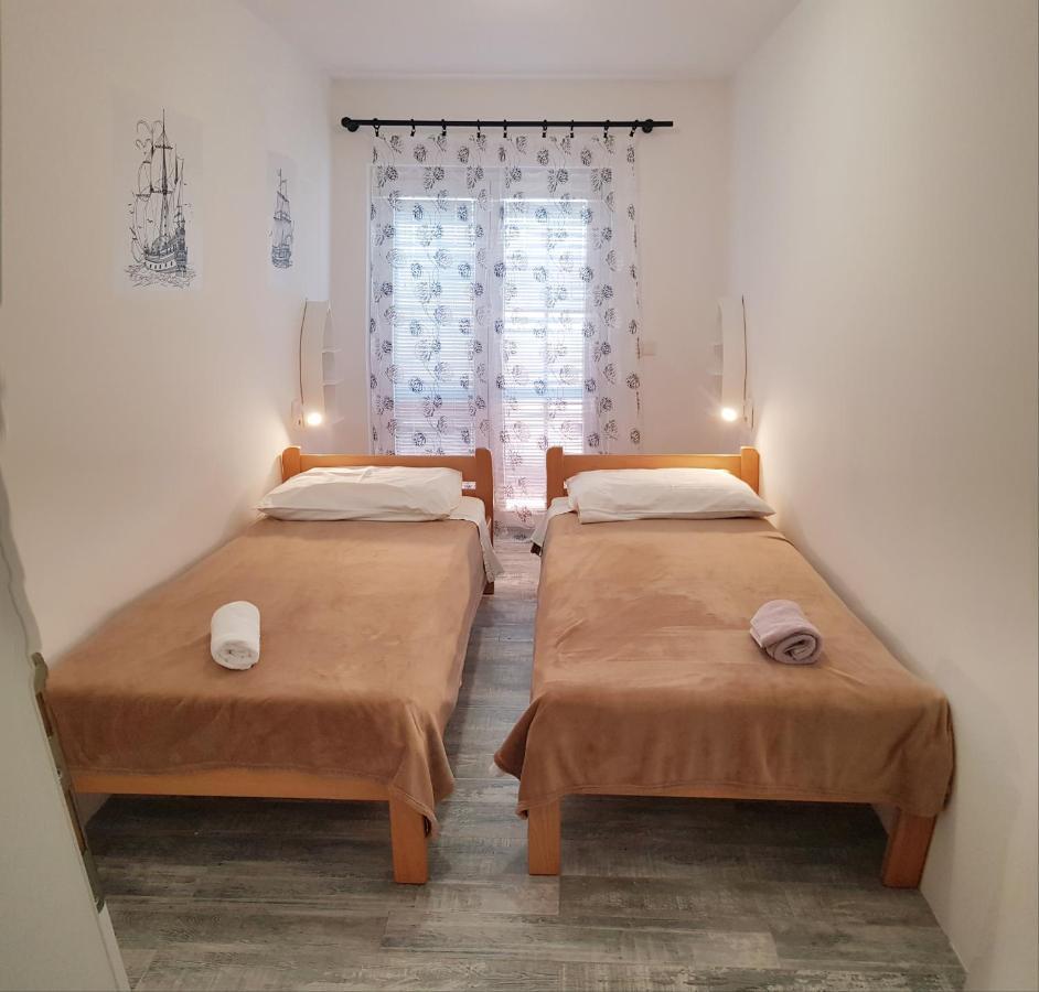 Apartmani Zem, Krk Krk Town Εξωτερικό φωτογραφία